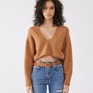 BDG Valeria Cropped Sweater